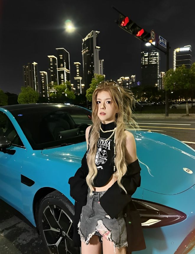 质量都这么高的吗？仙女也就长这样吧不朽情缘首页小米SU7的美女车主(图10)
